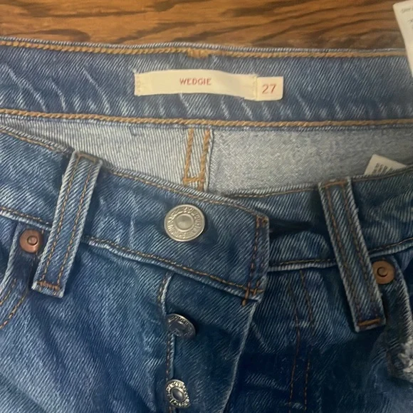 Levi’s Wedgie Jean - Picture 7 of 10